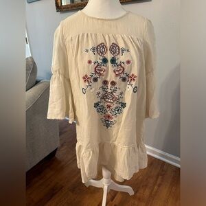 PINK LILY CREAM EMBROIDERED BABY DOLL LONG SLEEVE DRESS - Size Small SKU:222